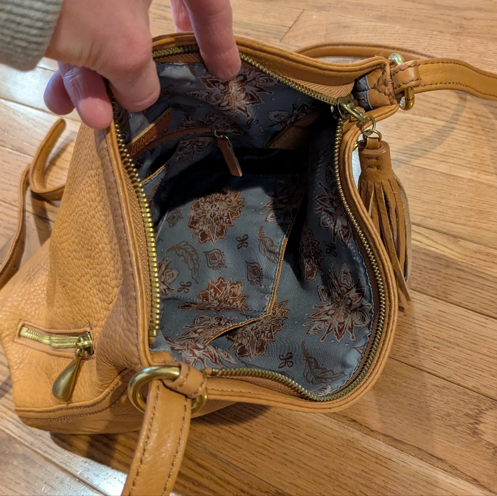 HOBO Tan Leather Backpack with Patterned Lining - Picture 9 of 13